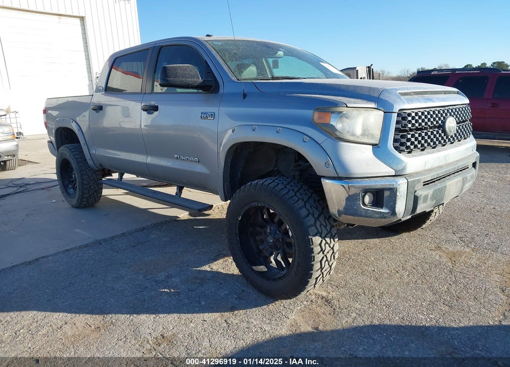 2019 TOYOTA TUNDRA SR5 5.7L V8 VIN: 5TFDW5F10KX835054