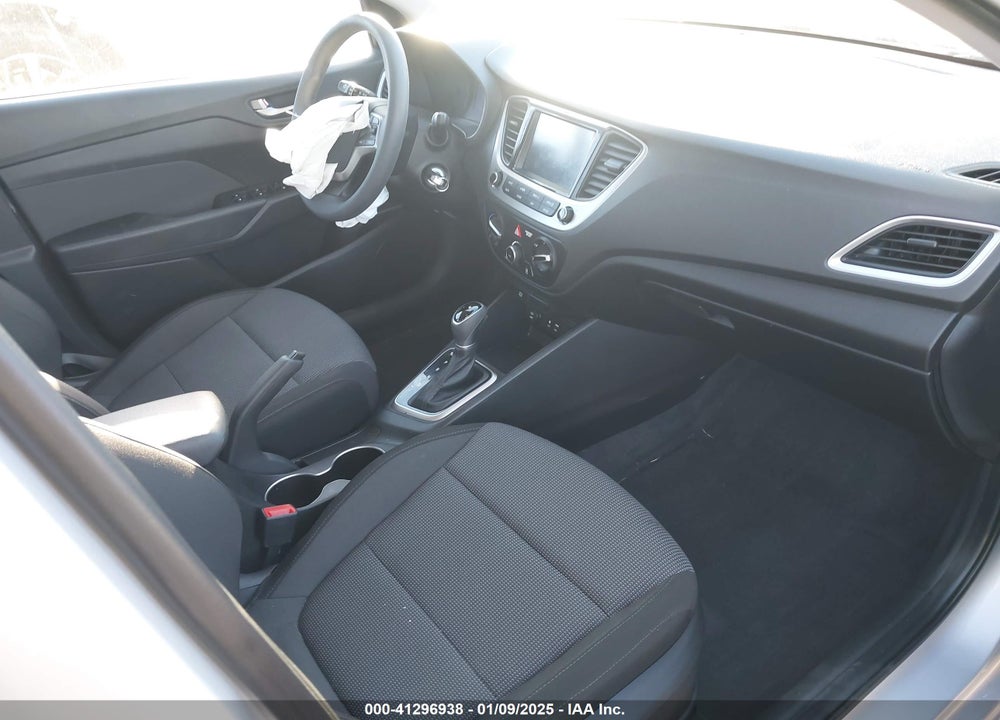2019 HYUNDAI ACCENT SEL VIN: 3KPC24A33KE057391