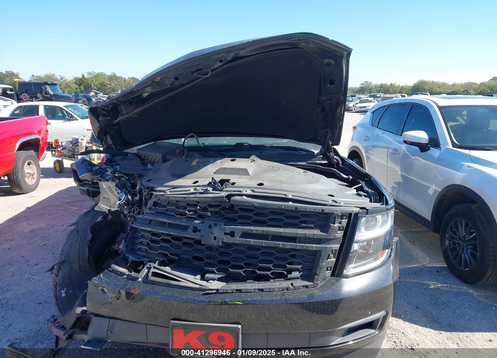 2017 CHEVROLET SUBURBAN LT VIN: 1GNSKHKCXHR300796