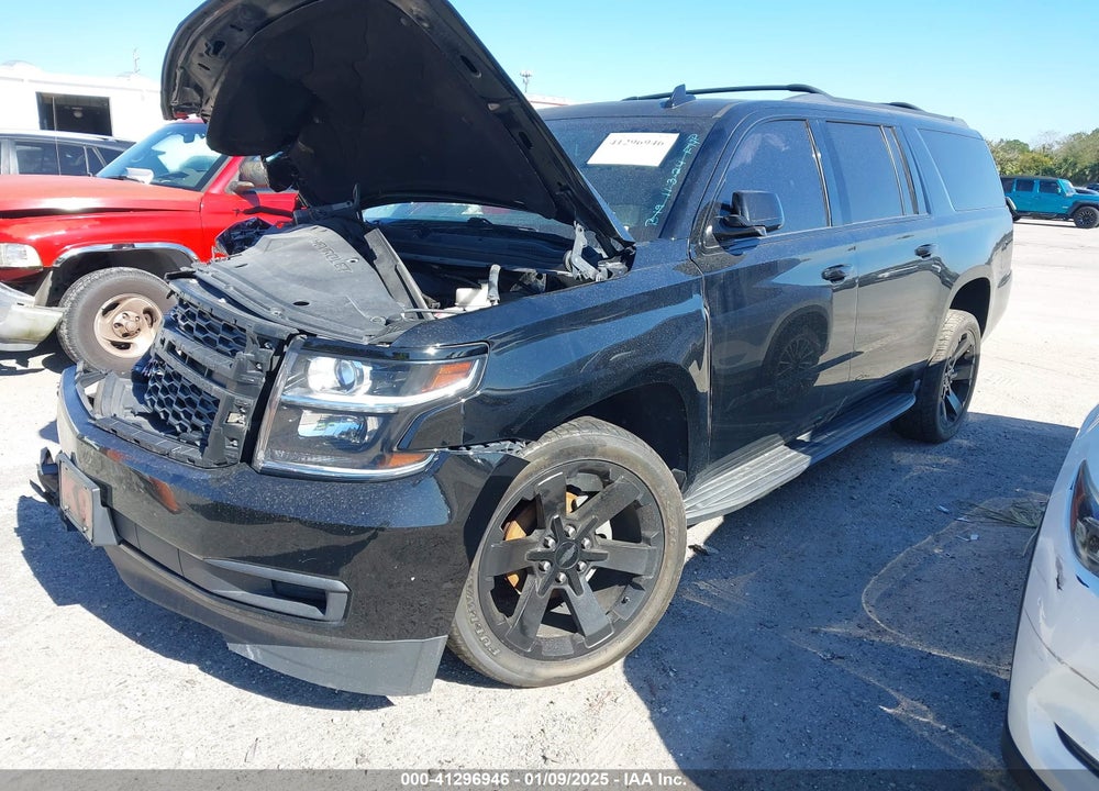 2017 CHEVROLET SUBURBAN LT VIN: 1GNSKHKCXHR300796