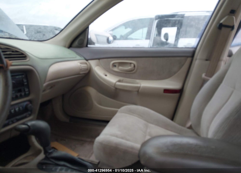 1998 OLDSMOBILE INTRIGUE VIN: 1G3WH52K5WF312660