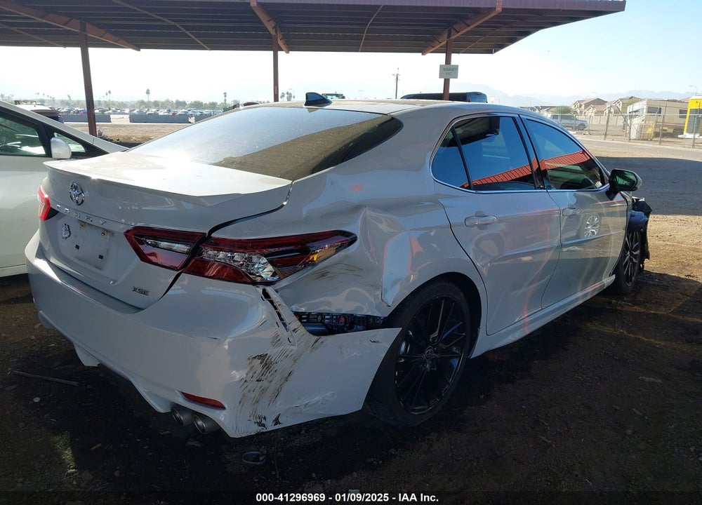 2022 TOYOTA CAMRY VIN: 4T1K61AK4NU076555