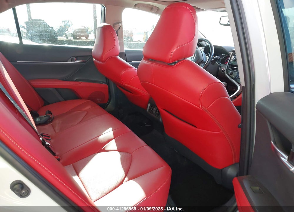 2022 TOYOTA CAMRY VIN: 4T1K61AK4NU076555