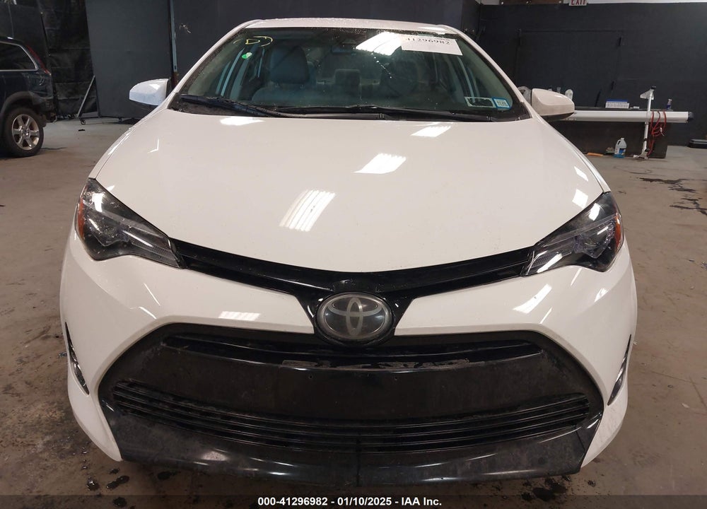2017 TOYOTA COROLLA LE VIN: 2T1BURHE7HC860643