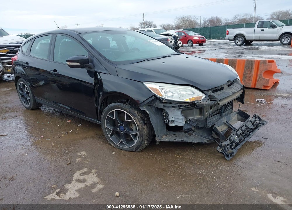 2014 FORD FOCUS SE VIN: 1FADP3K23EL213212