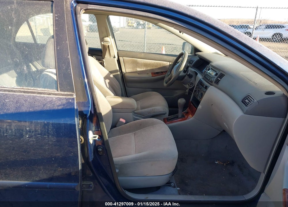 2005 TOYOTA COROLLA LE VIN: 2T1BR32E55C497648