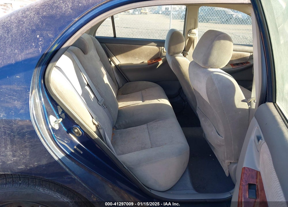 2005 TOYOTA COROLLA LE VIN: 2T1BR32E55C497648