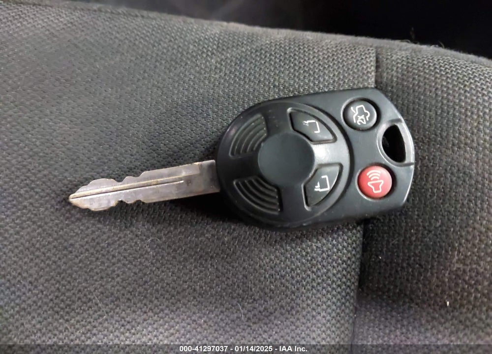 2011 FORD ESCAPE XLT VIN: 1FMCU9DG7BKA02957
