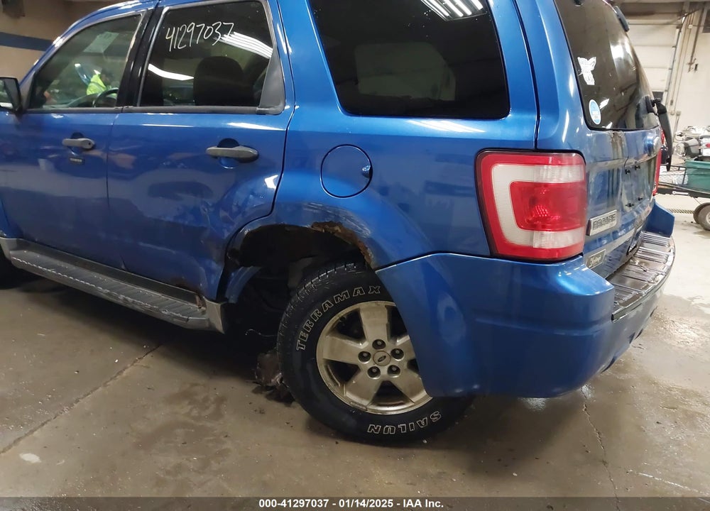 2011 FORD ESCAPE XLT VIN: 1FMCU9DG7BKA02957