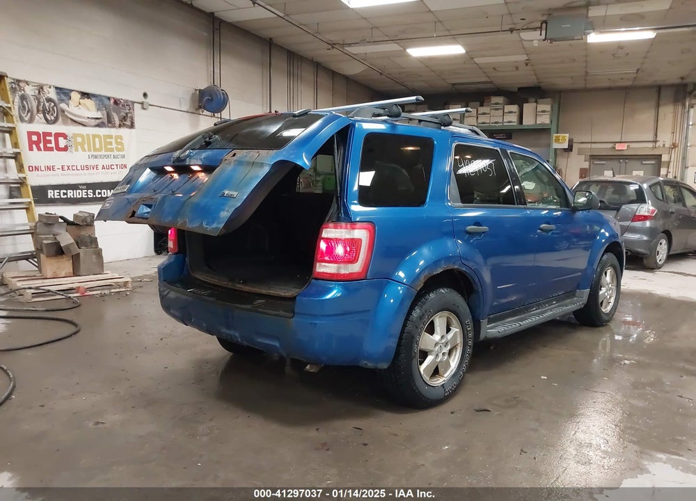 2011 FORD ESCAPE XLT VIN: 1FMCU9DG7BKA02957