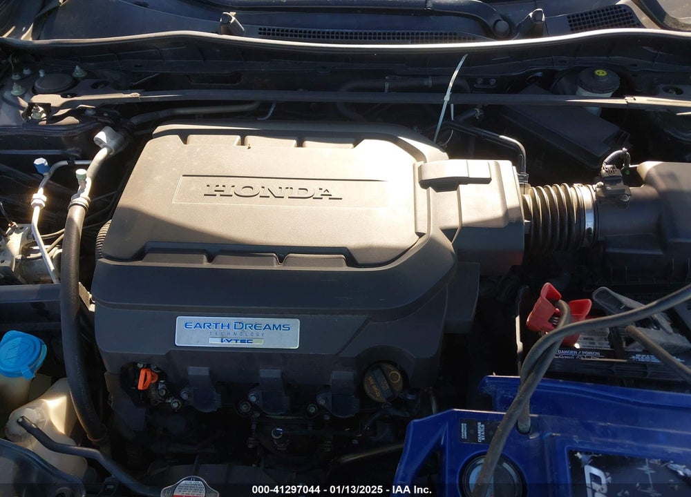 2013 HONDA ACCORD EX-L V-6 VIN: 1HGCT2B81DA010444