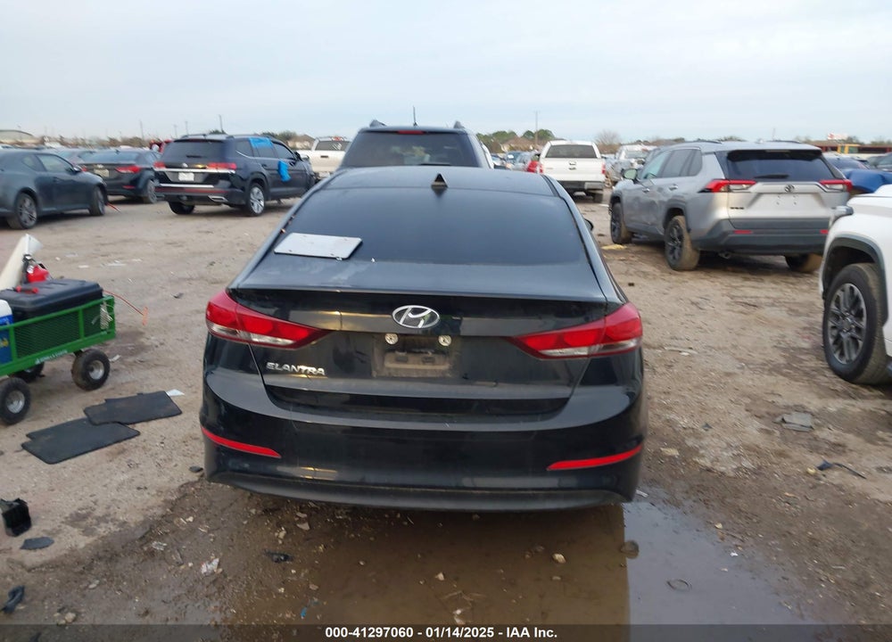 2018 HYUNDAI ELANTRA VIN: 5NPD84LF0JH383105