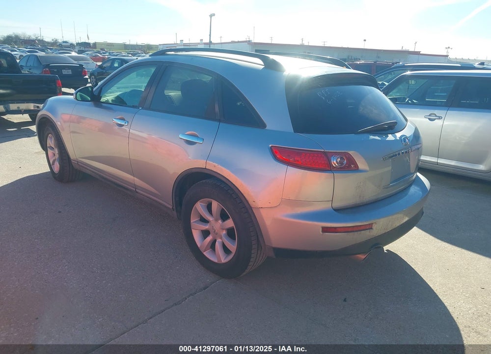 2005 INFINITI FX35 VIN: JNRAS08W45X220098