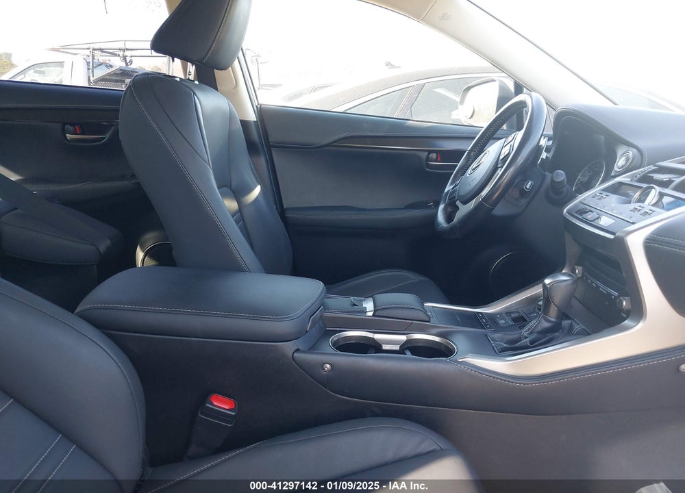 2018 LEXUS NX 300 VIN: JTJYARBZ4J2114814