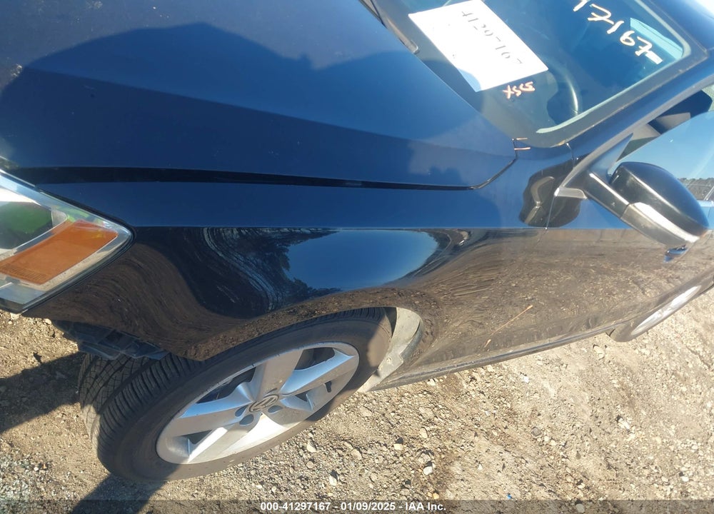 2014 VOLKSWAGEN JETTA VIN: 3VWLL7AJ9EM429014