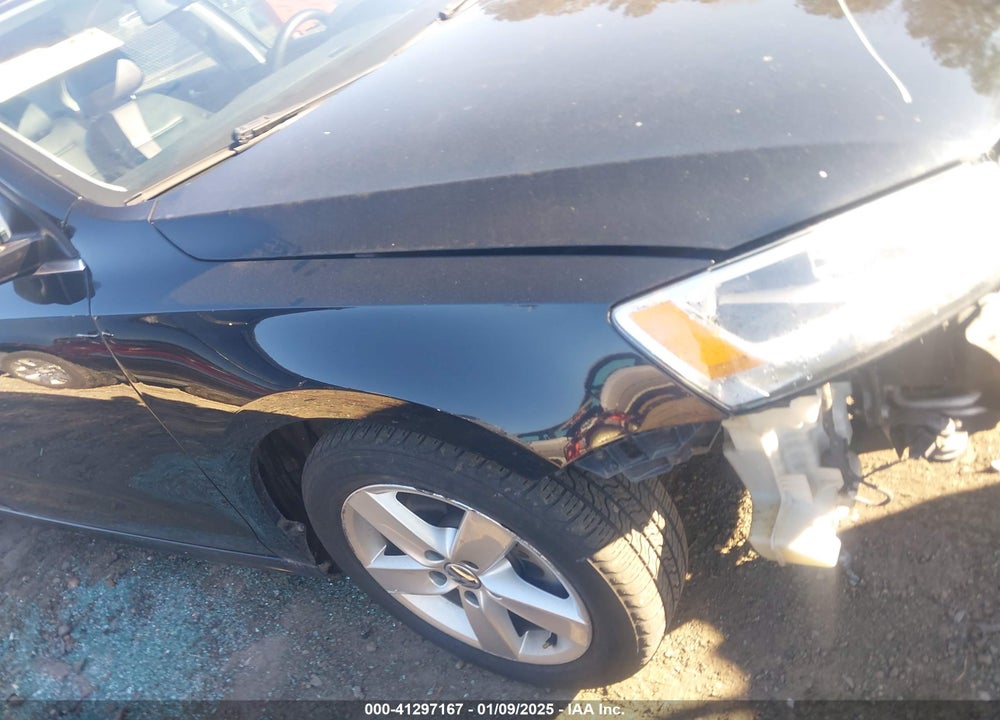2014 VOLKSWAGEN JETTA VIN: 3VWLL7AJ9EM429014