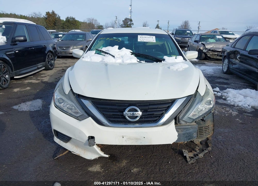 2017 NISSAN ALTIMA VIN: 1N4AL3AP4HN363043
