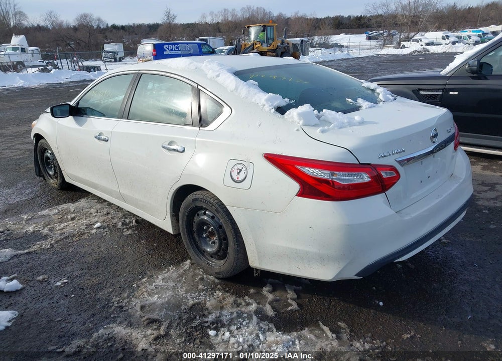 2017 NISSAN ALTIMA VIN: 1N4AL3AP4HN363043