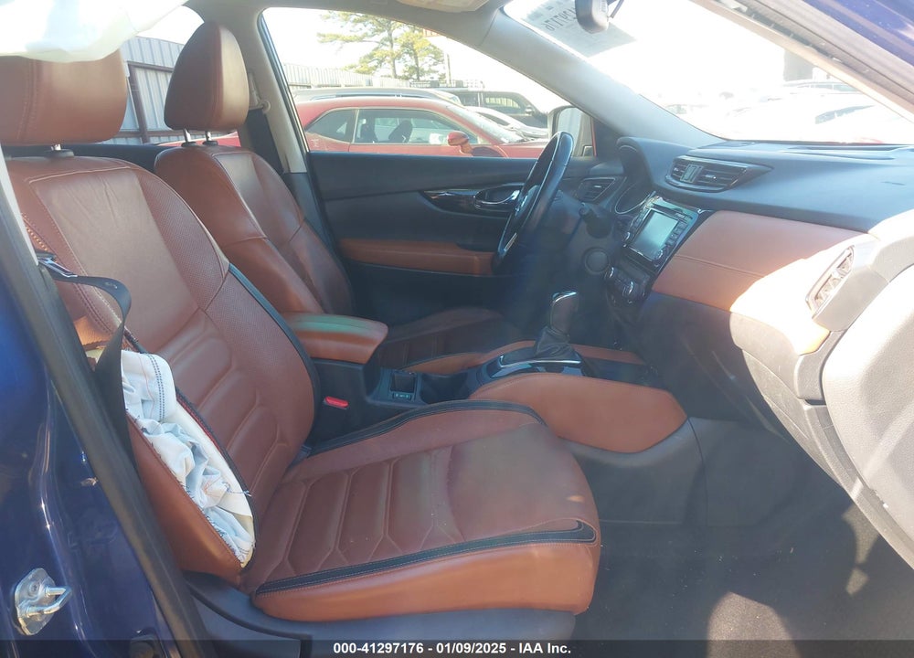 2017 NISSAN ROGUE VIN: JN8AT2MT7HW149370