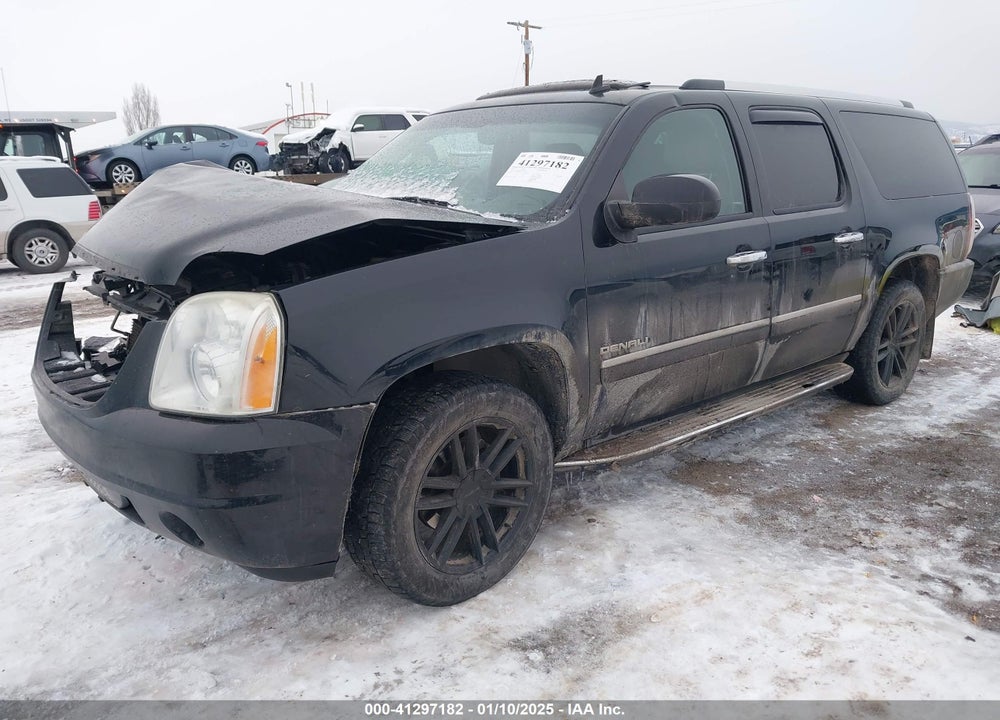 2013 GMC YUKON XL 1500 DENALI VIN: 1GKS2MEF1DR319727