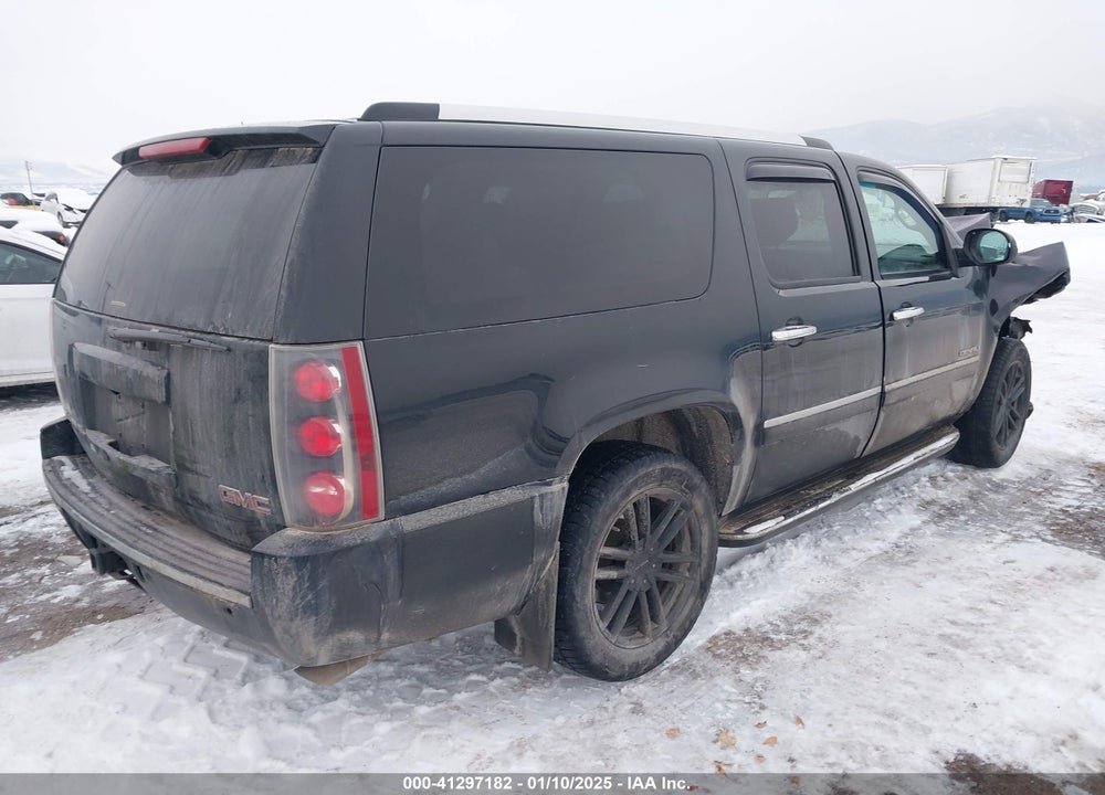 2013 GMC YUKON XL 1500 DENALI VIN: 1GKS2MEF1DR319727