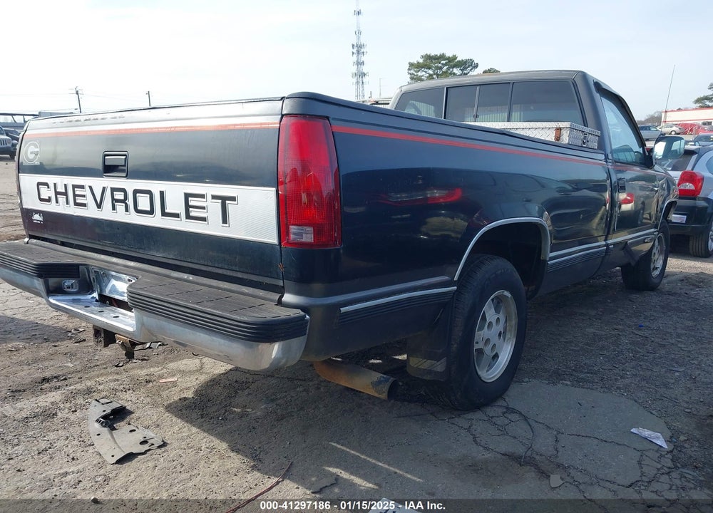 1992 CHEVROLET GMT-400 C1500 VIN: 1GCEC14K6NE173594
