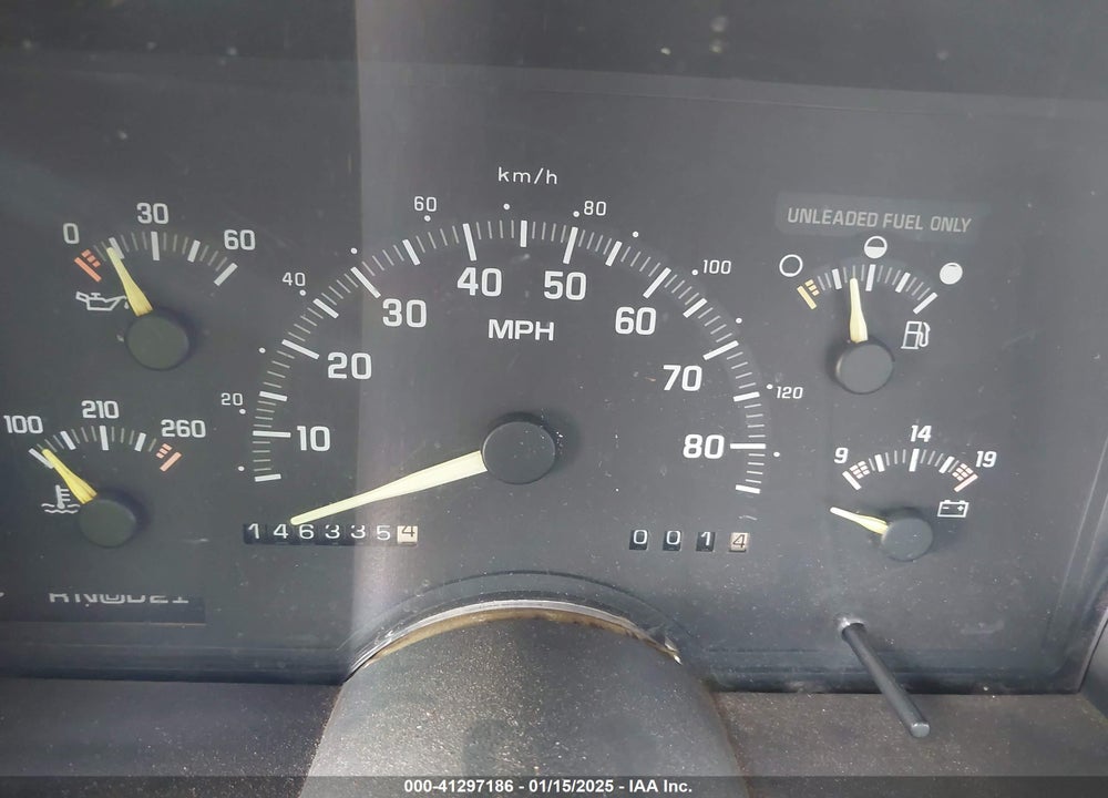 1992 CHEVROLET GMT-400 C1500 VIN: 1GCEC14K6NE173594