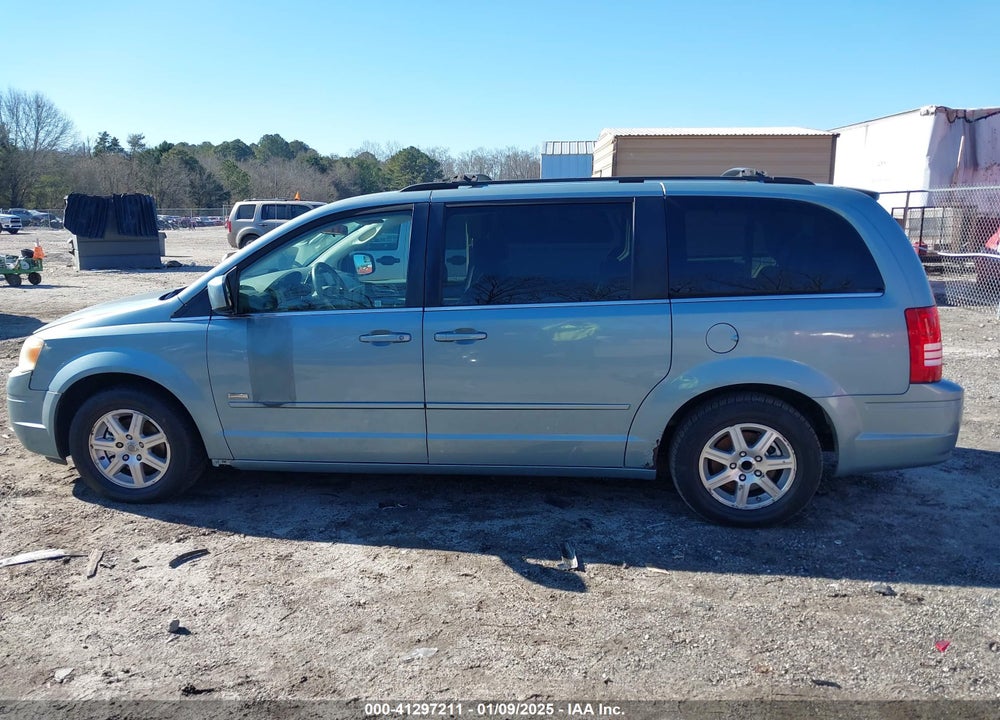 2008 CHRYSLER TOWN & COUNTRY TOURING VIN: 2A8HR54P08R709843