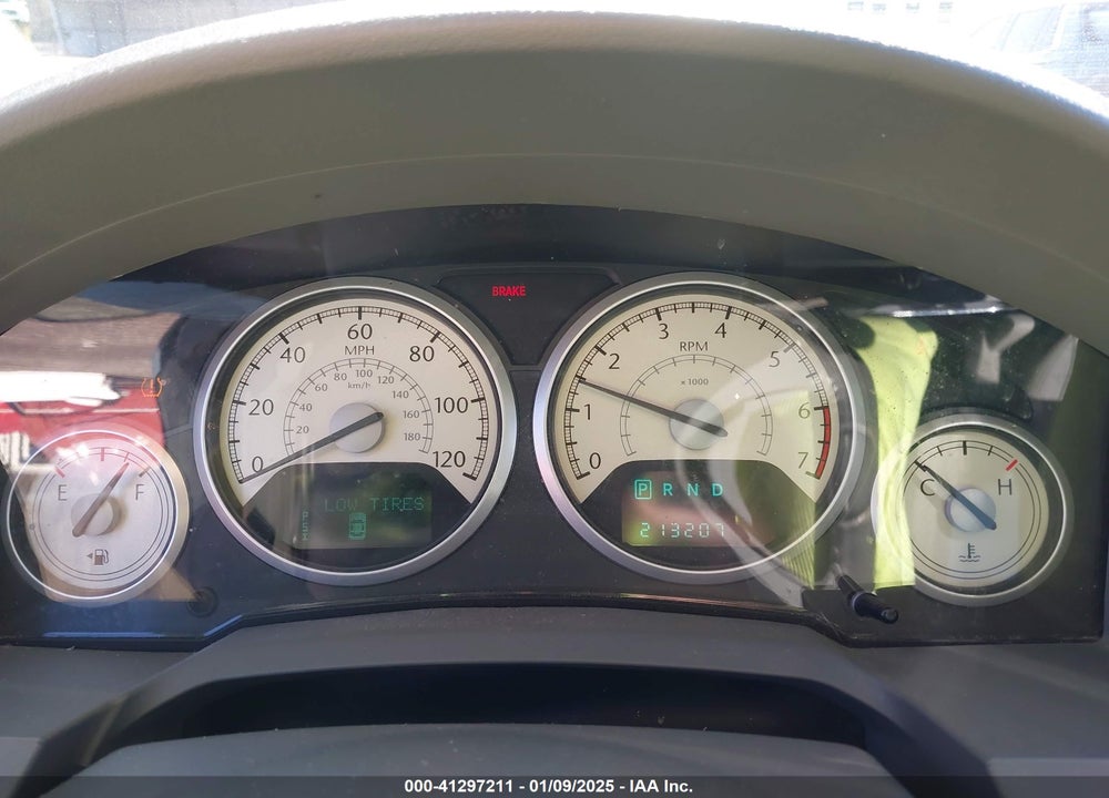 2008 CHRYSLER TOWN & COUNTRY TOURING VIN: 2A8HR54P08R709843