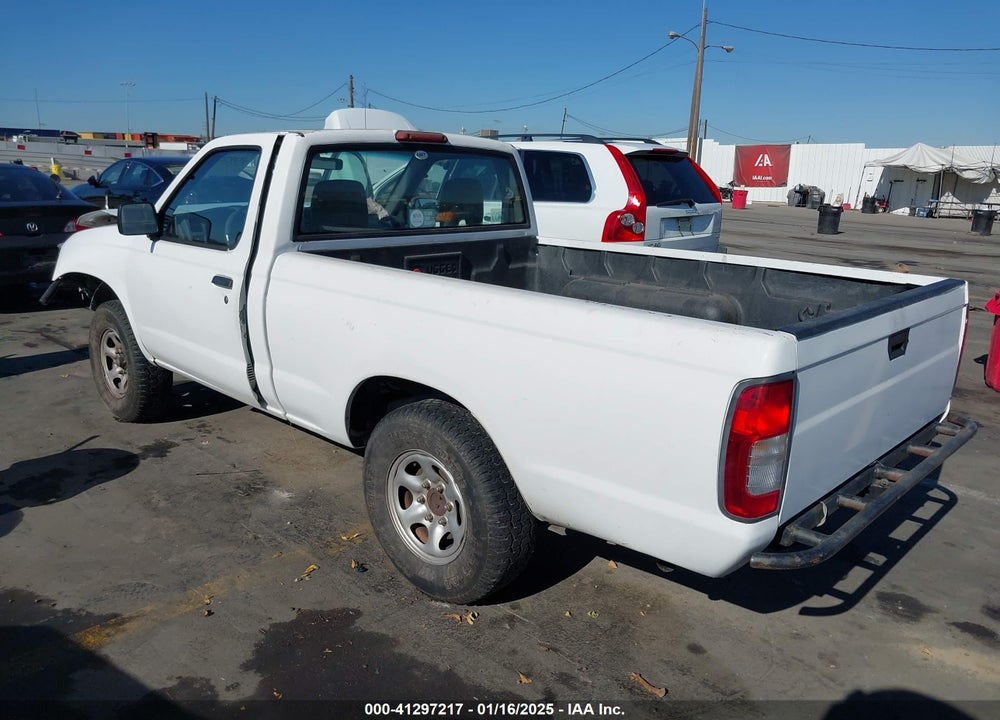 1998 NISSAN FRONTIER XE VIN: 1N6DD21S4WC380658