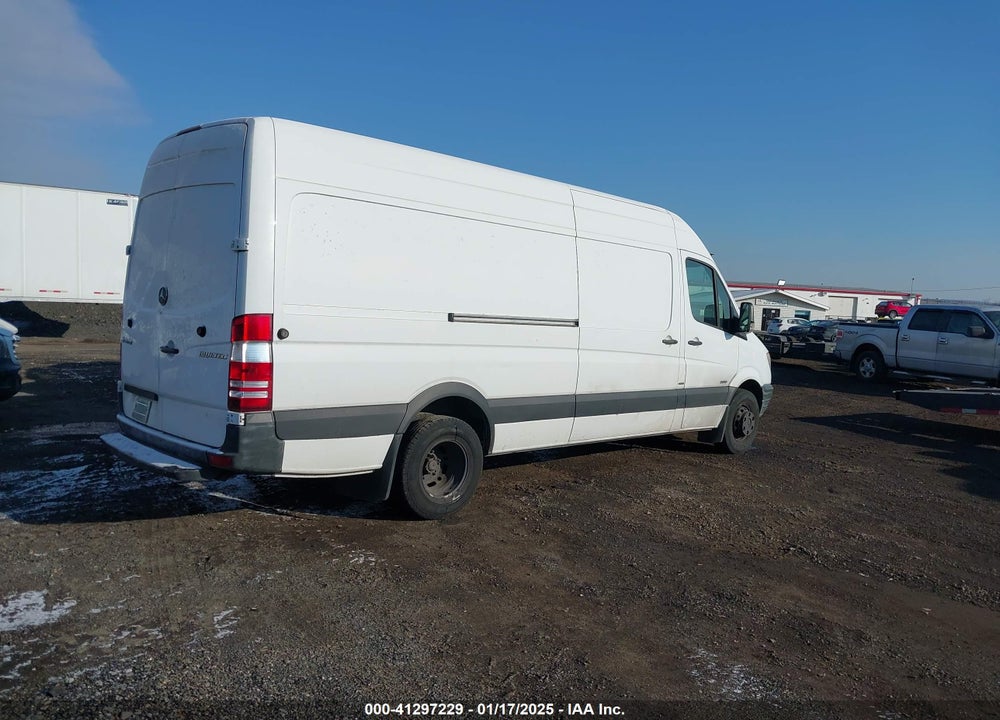 2011 MERCEDES-BENZ SPRINTER 3500 HIGH ROOF VIN: WD3PF4CC8B5521655