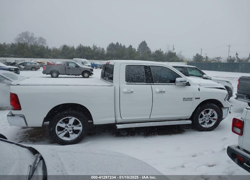 2016 RAM 1500 VIN: 1C6RR7GT2GS204875