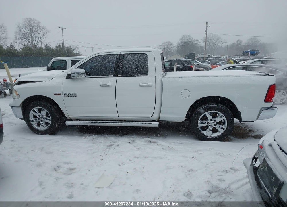 2016 RAM 1500 VIN: 1C6RR7GT2GS204875