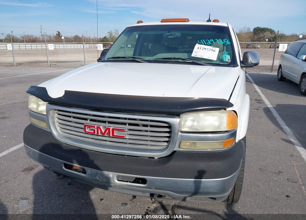 2002 GMC SIERRA 2500HD SLE VIN: 1GTHC23UX2F250348