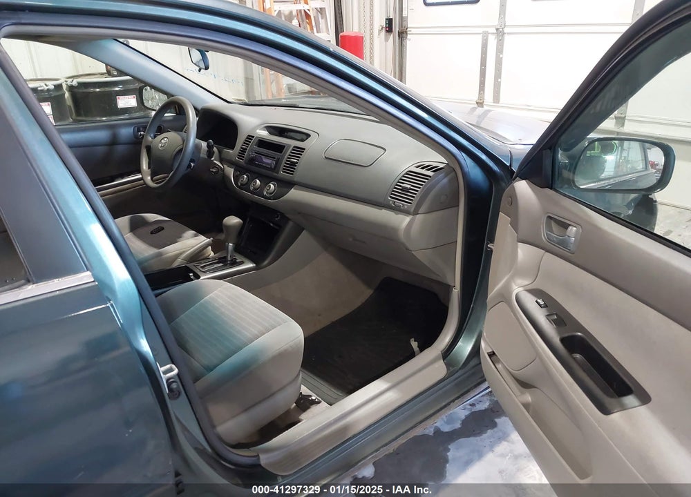 2005 TOYOTA CAMRY LE VIN: 4T1BE32K45U093529