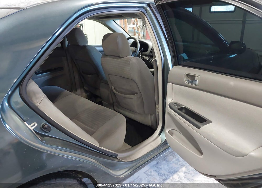 2005 TOYOTA CAMRY LE VIN: 4T1BE32K45U093529