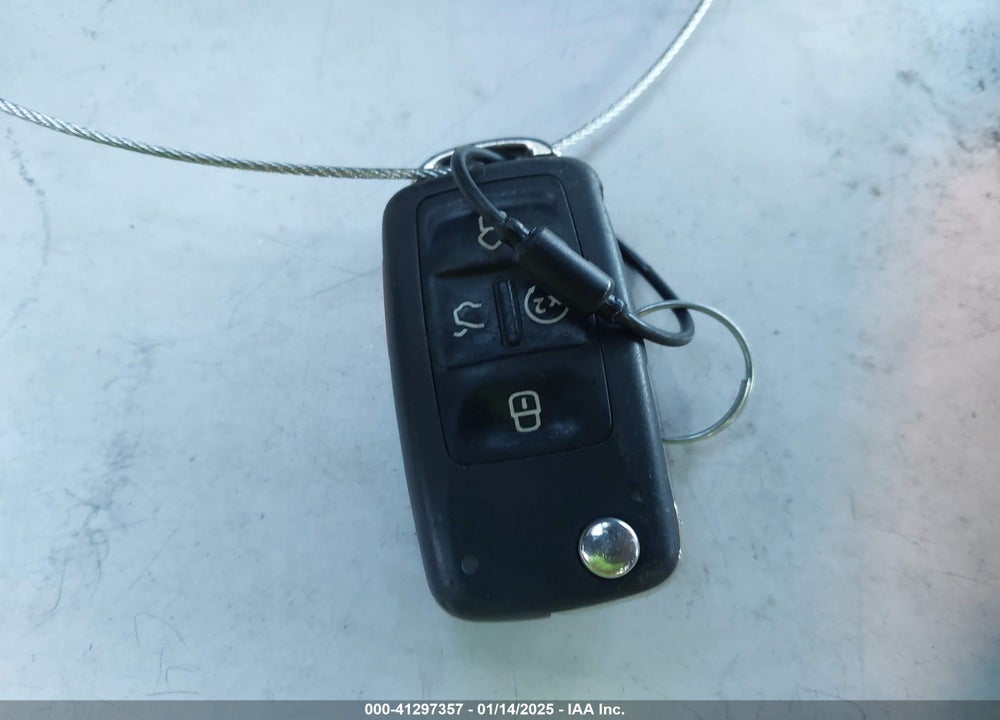 2021 VOLKSWAGEN PASSAT VIN: 1VWSA7A31MC011873