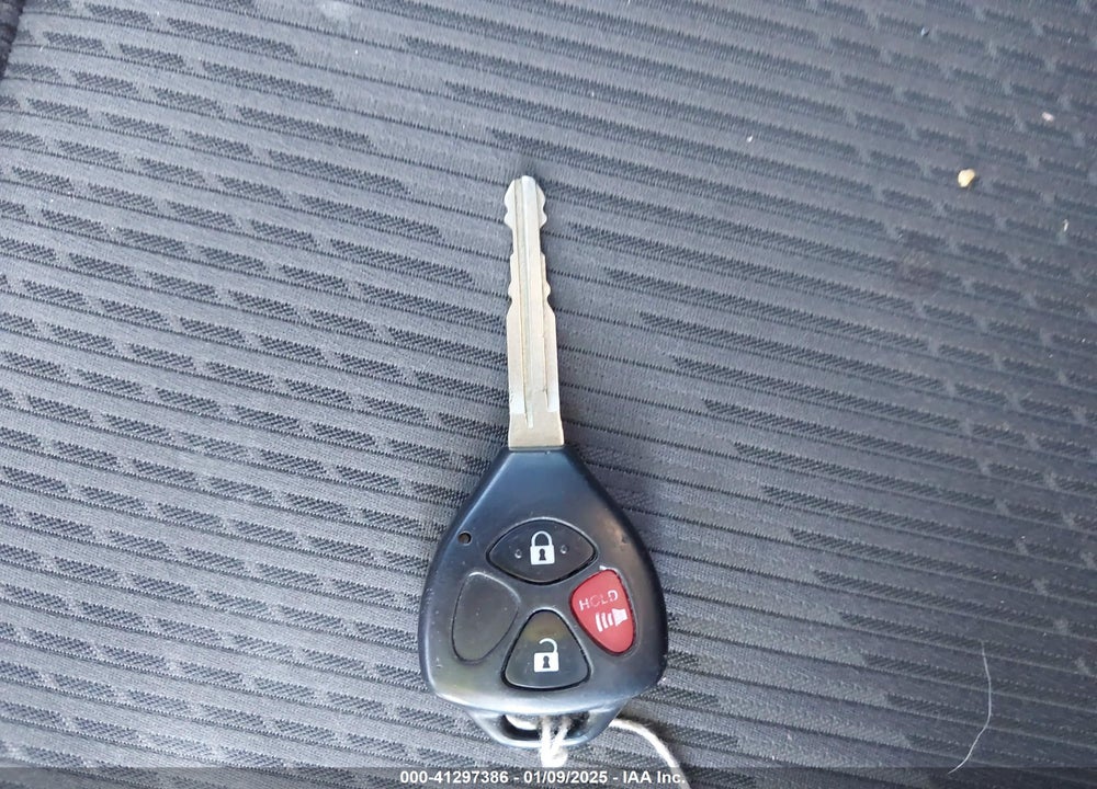 2013 SCION TC VIN: JTKJF5C71D3048323