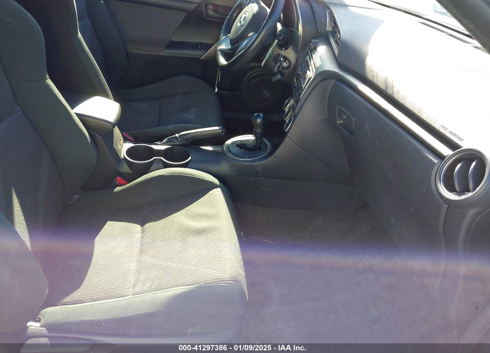 2013 SCION TC VIN: JTKJF5C71D3048323