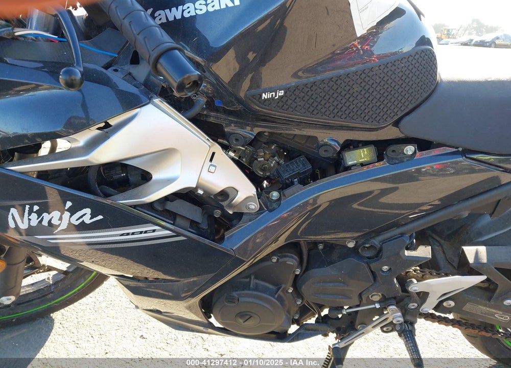2022 KAWASAKI EX400 VIN: JKAEXKH18NDAF9199