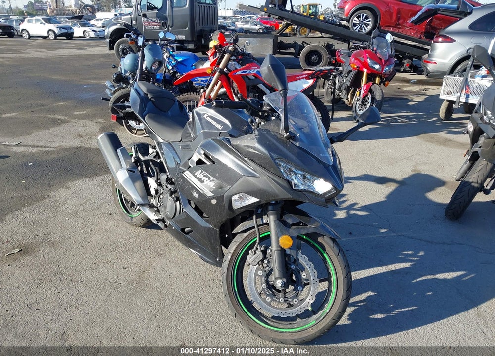 2022 KAWASAKI EX400 VIN: JKAEXKH18NDAF9199