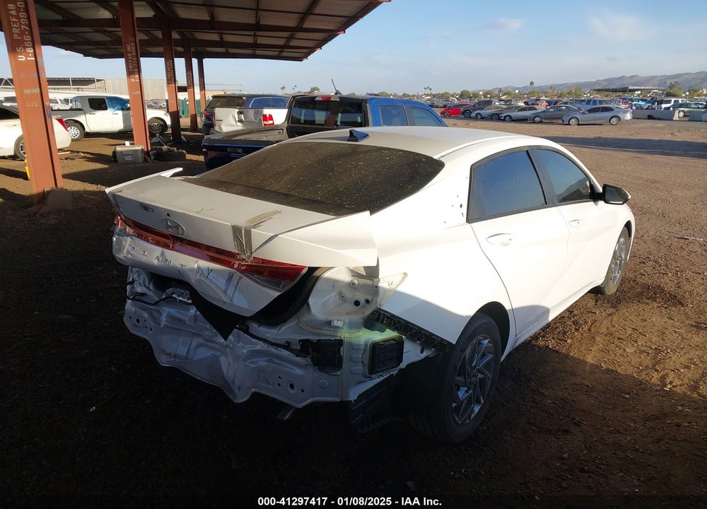 2024 HYUNDAI ELANTRA VIN: KMHLM4DGXRU710539
