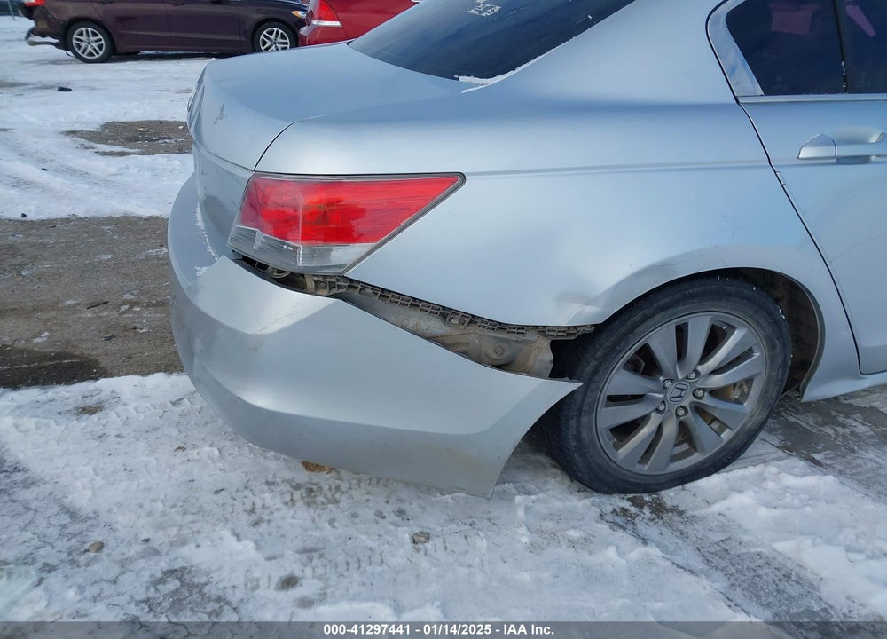2010 HONDA ACCORD 2.4 LX VIN: 1HGCP2F31AA043958