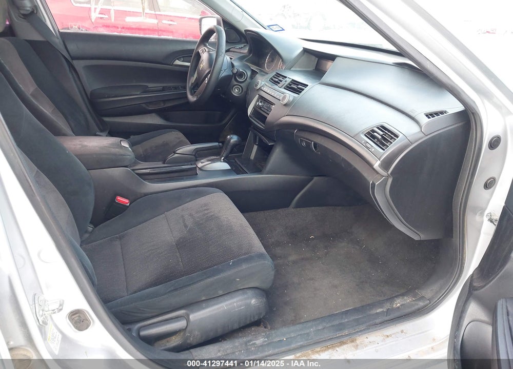 2010 HONDA ACCORD 2.4 LX VIN: 1HGCP2F31AA043958