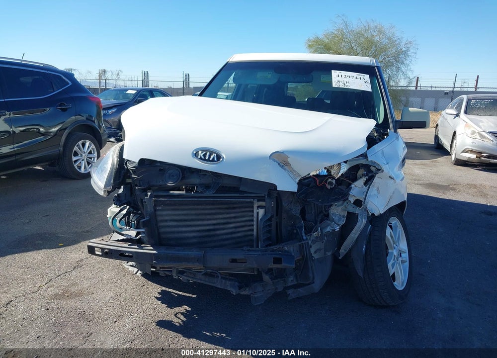 2010 KIA SOUL VIN: KNDJT2A2XA7119562