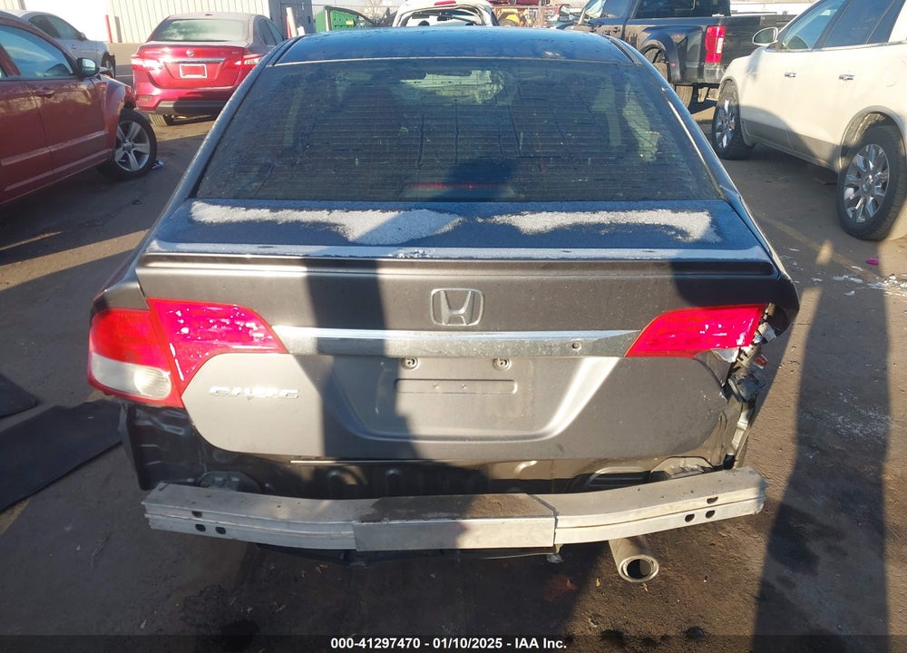 2010 HONDA CIVIC VIN: 19XFA1F6XAE077900