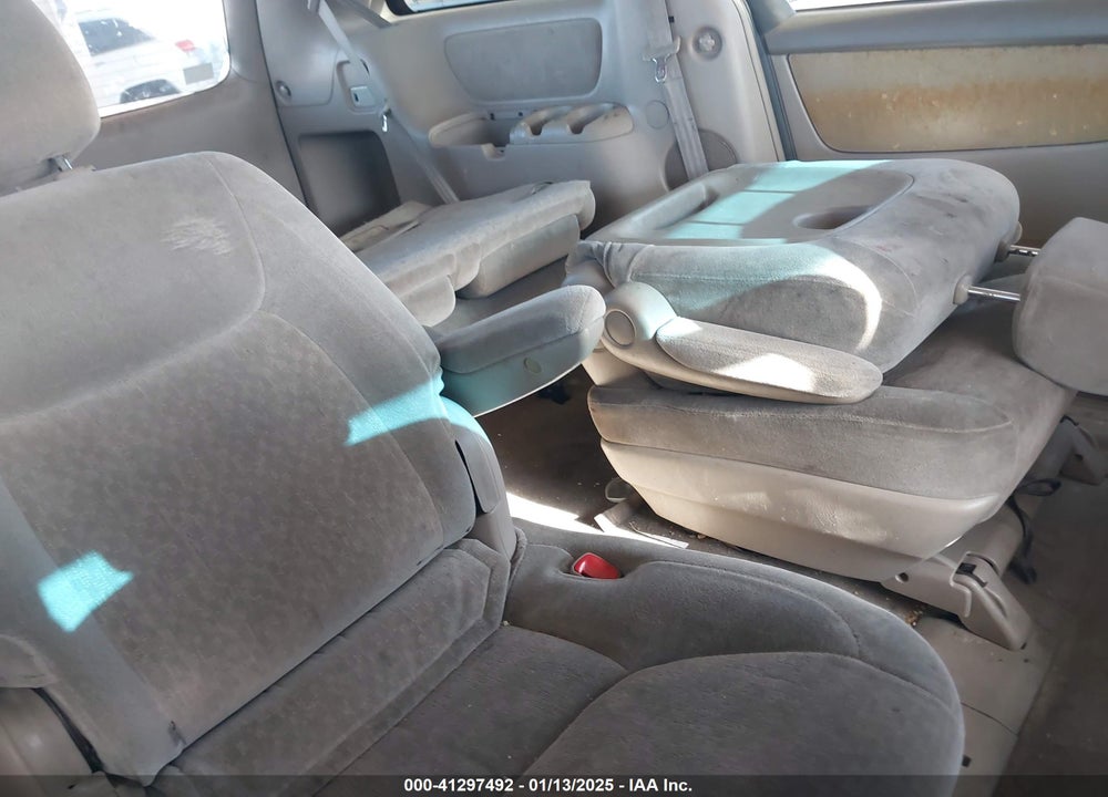 2004 TOYOTA SIENNA CE VIN: 5TDZA23C14S159456
