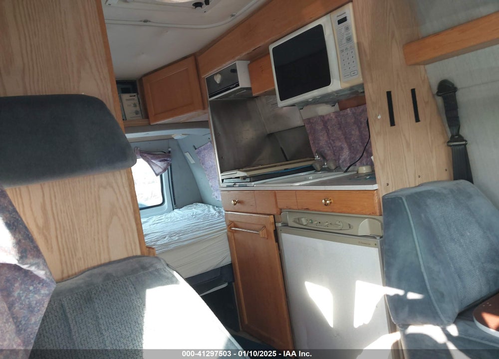 1999 DODGE RAM VAN 3500 COMMERCIAL/CONVERSION VIN: 2B6KB31Y6XK564421