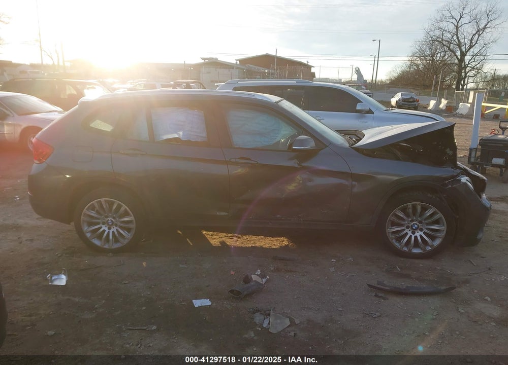 2014 BMW X1 XDRIVE28I VIN: WBAVL1C55EVY10161