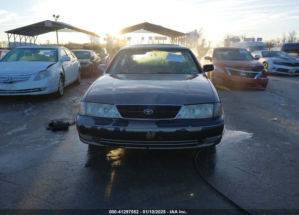 1998 TOYOTA AVALON XLS VIN: 4T1BF18B7WU256930